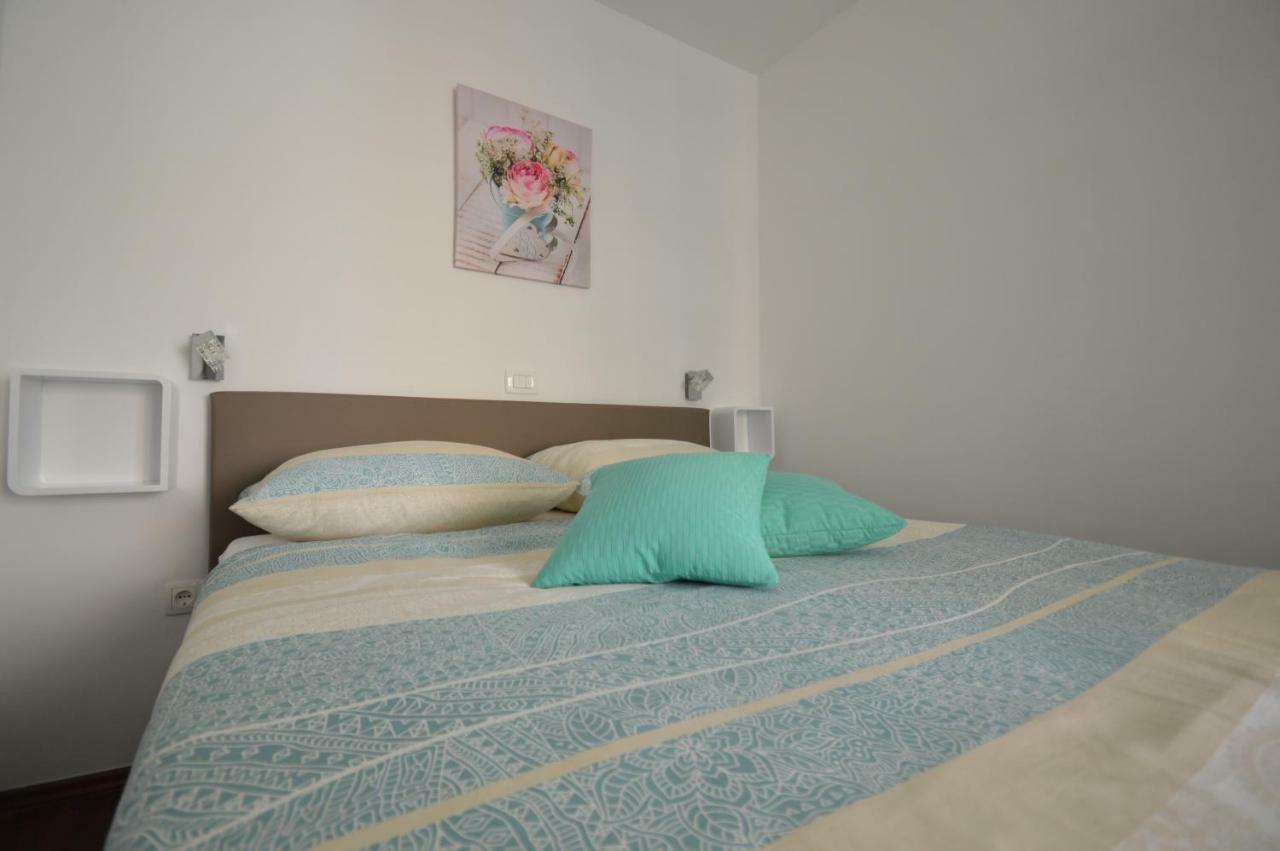 Apartments Silvia Zadar Exterior photo